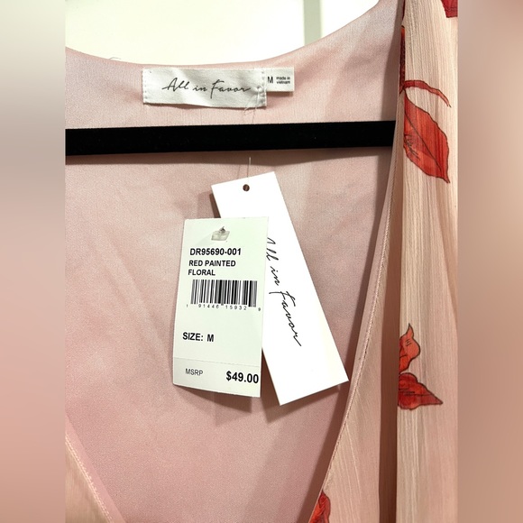 ALL IN FAVOR Pink Floral Wrap Dress (Size M) - Picture 3 of 3
